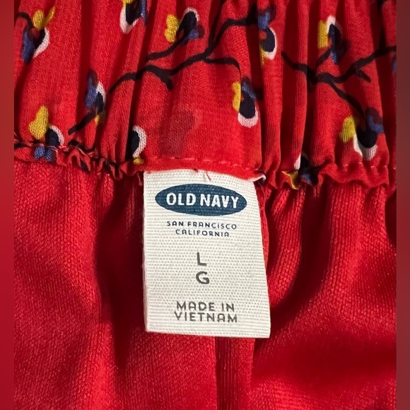 OLD NAVY Pleated Floral Chiffon Skater Mini Skirt in Red Size Large - Picture 6 of 7
